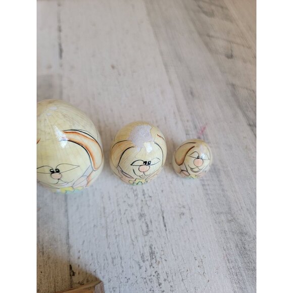 Easter bunny Russian stacking egg wooden vintage figure decor - Picture 8 of 14